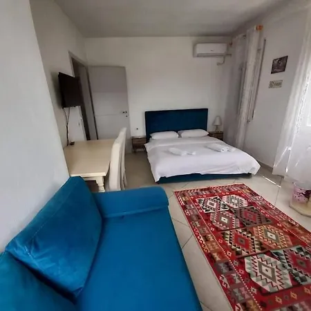 Isabel's Penthouse Overlooking The